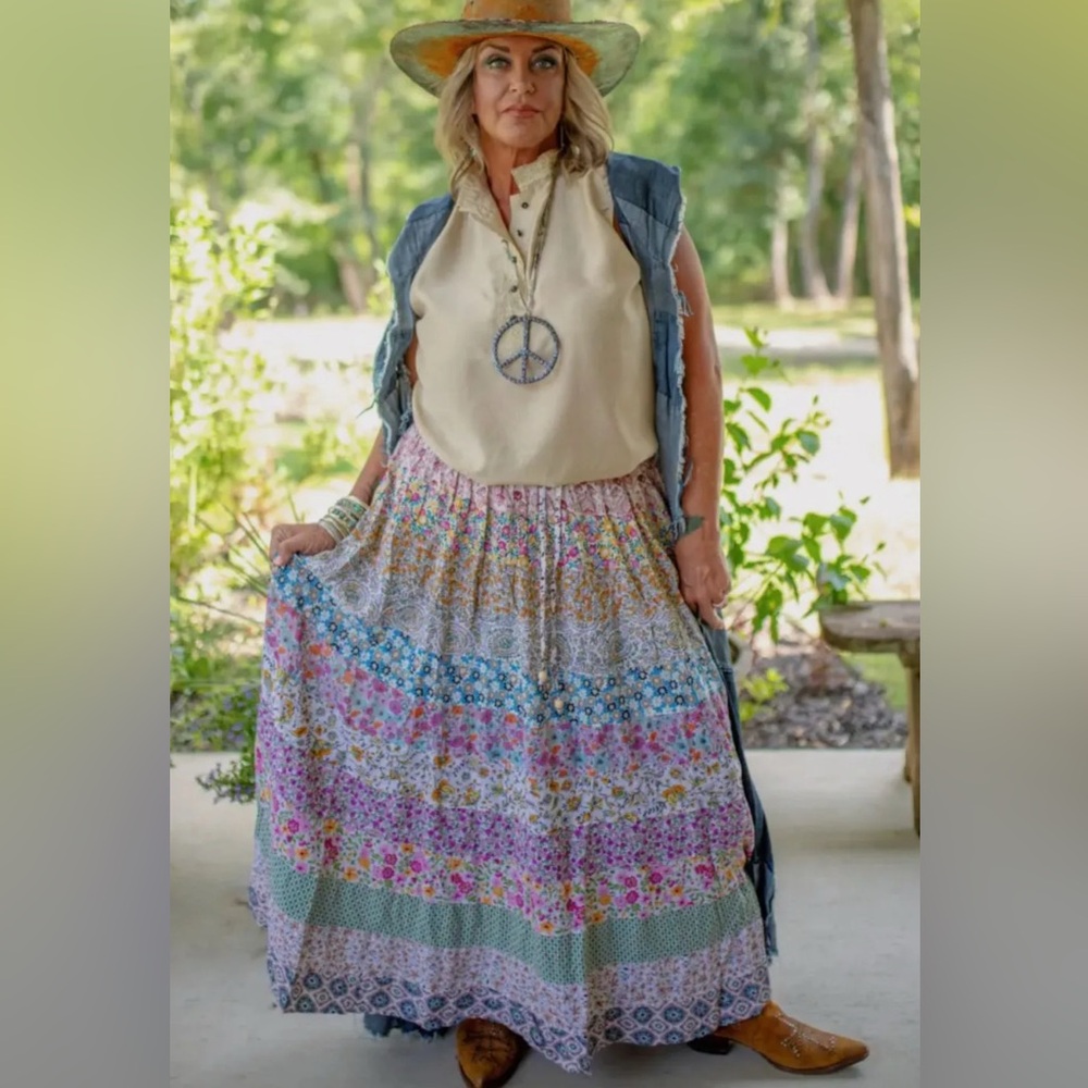 Jaded Gypsy Patchwork Dreams Maxi Skirt, Floral, Free Size Fits XS-XL - Picture 3 of 3